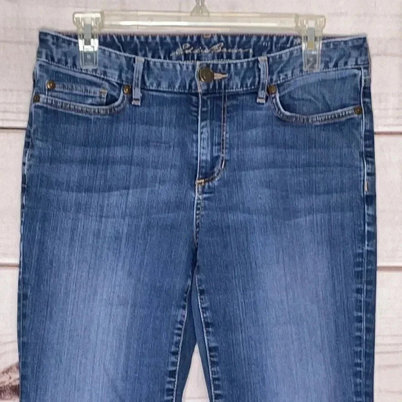 Eddie Bauer Truly Jeans Size 8 Short Blue Denim Straight Bootcut - Picture 2 of 10